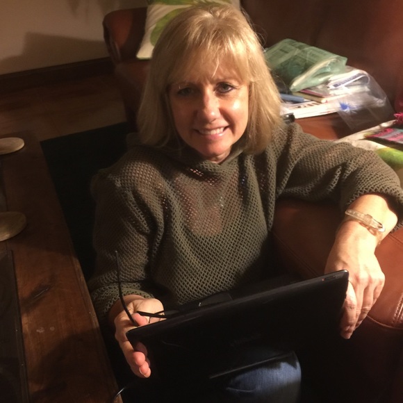 Meet your Posher, Michelle - Picture 3 of 3